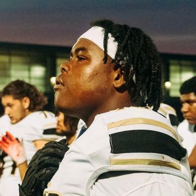VCharles70's profile picture. 2026 OL @ Springfield Central HS | 6'0 320 | 3.8 GPA