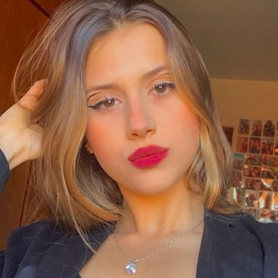 Avonlea01's profile picture. Hogwarts Graphic World ✨
Graphic designer (Open for Commission) 
Work for Streamers | Youtubers | Vtubers | Gamer. 
Satisfying customers and website maker