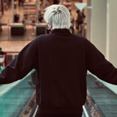 RawrJawi's profile picture. 