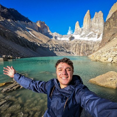 TheHalfTimeTalk's profile picture. I dream of the Sharks winning Super Rugby, Proteas winning the World Cup, Louis winning his second major, and the Bokke to keep doing what they do.