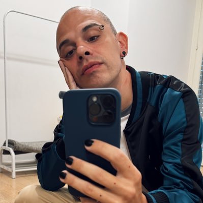 selfishl0v3's profile picture. Tattooed and pierced, Amilcare's daddy, sometimes black polish, some tech stuff on gh, pics on IG, rants on X, mangas and asian series on Netflix.