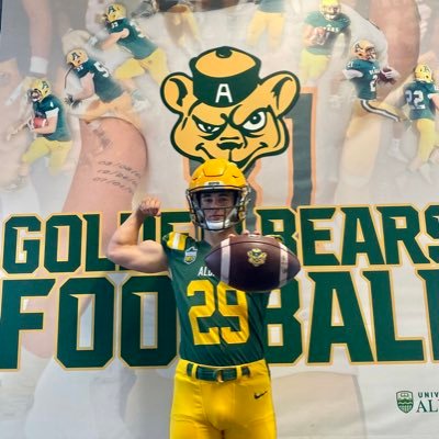 C/O 2024/LB/LS/5’11 202LBS/3.8 GPA/Cochrane Cobras/U of Alberta Commit🐻. Email- jkgroot@shaw.ca Hudl- https://t.co/9MpbmVjpLT