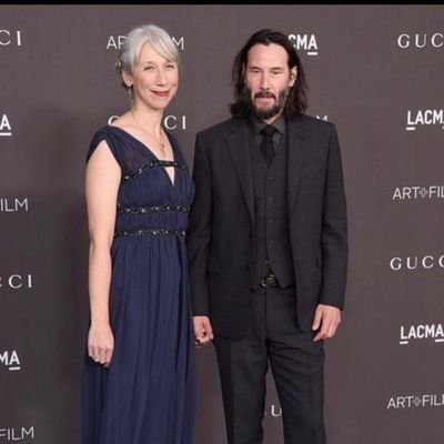 I'm patricia Taylor, Mother to Actor Keanu Reeves. Out here for fans of my son worldwide to keep them aware of the imposters threats. Thanks and welcome All