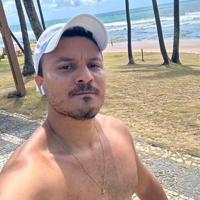 Professor na UFBA | Doutor em Computação pela USP | Torcedor fanático do São Caetano | Apaixonado por futebol alternativo e estádios | 🏈 NYG 🏀 SAS