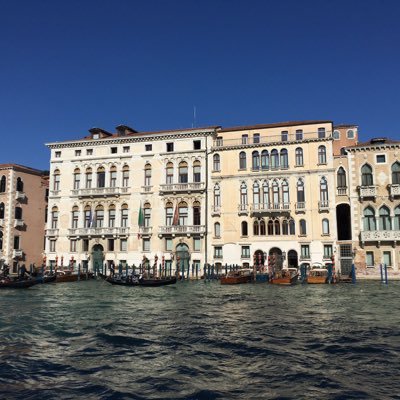 mirjlange's profile picture. Kritisch, freundlich, humanistisch, interessiert
