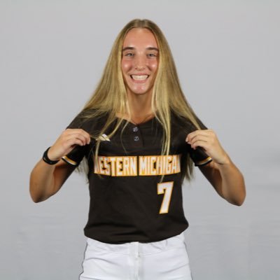 @WMUsoftball Commit💛🤎🐴| LHS🥎🏀| T2 Maloney 18U