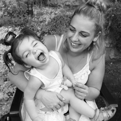 life goes on. ☁️❤️ 26yo. Mum of Clémence ❤️