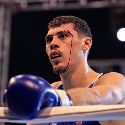 Miembro del equipo nacional de boxeo -71kg 🇪🇸 x6 campeón de españa🇪🇸 🥉 de europa 🔜🔜2024 paris 🇫🇷