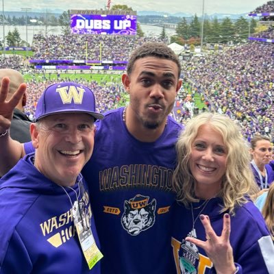 Proud husband to Nancy & dad to 3 studs. Love ⚾️ 🏈 ⛳️ 🏀 #GoHuskies #GoBlue #GoBlazers #GoM’s   “Be curious, not judgmental” -Ted Lasso (quoting Walt Whitman)