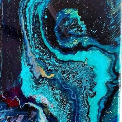 VMCreatives's profile picture. ◇ Sharing things that I find interesting ◇