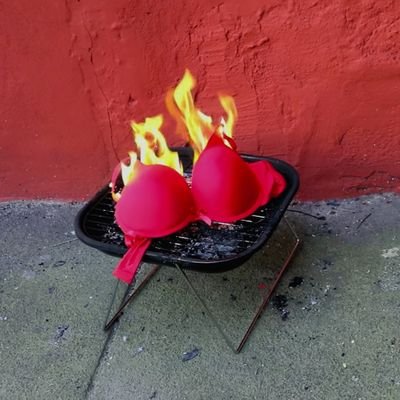 justanuthatweet's profile picture. Teacher. Anthropology. Science. Art. Original bra burner I refuse to lay down and die for the patriarchy.Cats.A bit sweary.Racists,bigots and misogynists can FO