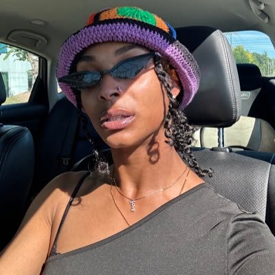 I am an original, the daughter of a Queen & The mother to Kings🌹444+555