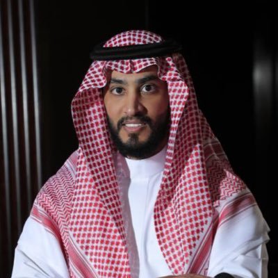 جراح عظام  البورد السعودي لجراحة العظام مجمع الملك فيصل الطبي