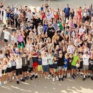 college_Vic's profile picture. 