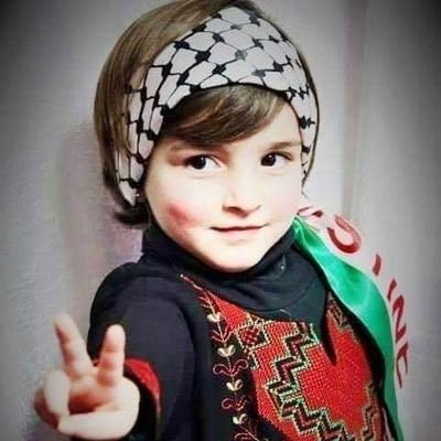 صحافية ومعدة برامج
هِمَّتي هِمَّةُ المُلوكِ وَنَفسي نَفسُ حُرٍّ تَرى المَذَلَّةَ كُفرا✍️