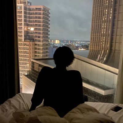 都内のどこかでスタッフをしています。日常とグルメ、酒がデフォです