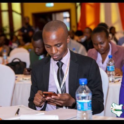 Founder @fotanskenya •
Nutrition Communications Associate @kavleconsult •
#MIYCN/ #SRHR/#FoodSystems/Nutrition Champion !

Views expressed here are my own!