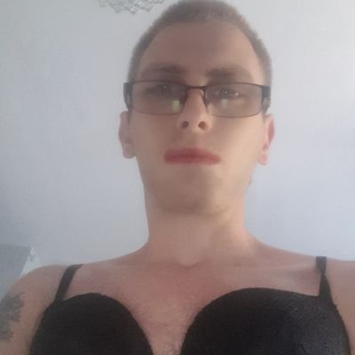 Hi I am sissy kieran to  be humiliatie and used