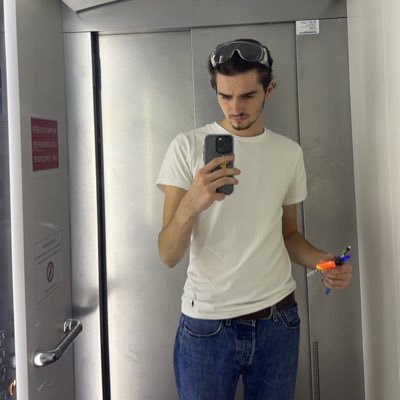 lenymartinez4's profile picture. 