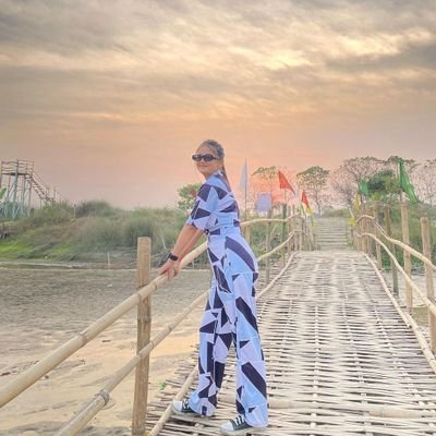 YaraWebste56055's profile picture. 