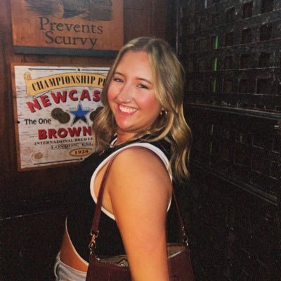 emilycarson_99's profile picture. fsu alum x 2