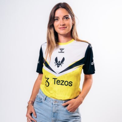 Partnership Manager @teamvitality #vforvictory #esport anciennement @francerugby @lacoste @societegenerale @fftennis #sportmarketing #sponsoring