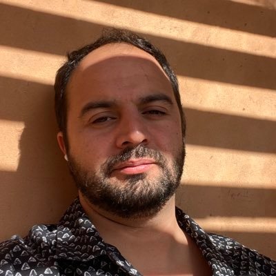 JMDLemos's profile picture. Pessoa comum do singular social em convivência sub-natural com a realidade inerente à vida.