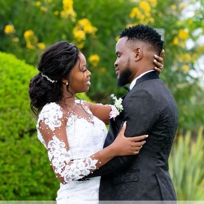 I am a bulawayo wedding and fashion photographer