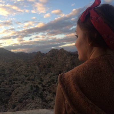 emilyisliving's profile picture. 