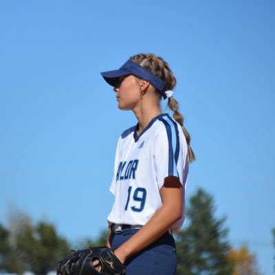 RHP/1B • Class of 2025 • #19 • Valor Christian High School • West Coast Lady Dukes dillon.watson2025@outlook.com