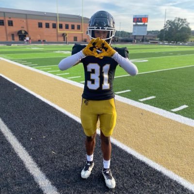 Hamza tavarez-baker #31| DB at Carrollton high school 5’9 140| c/o 2027 hamzatavarez12@gmail.com