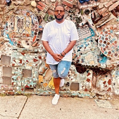 God 1st 🙏🏾🙌🏾, Family 2nd 👨👩👦👦, The Hustle 💰, Sports 🏈🏀⚾️ @Titans @Braves Traveling 🛩 & Podcasting 🎙 3rd... #OnEverything