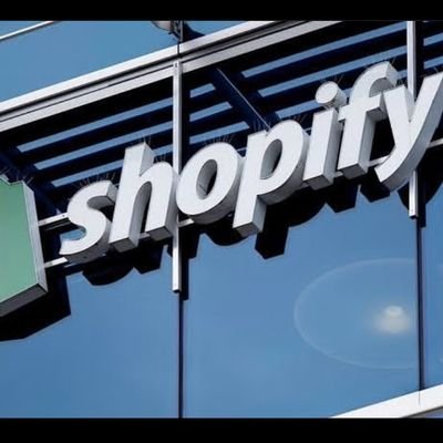 Shopify Expert👜
💻Dropshipping Guru💻
🌐E-commerce consultant 🌐
🤑 Marketing Strategist🤑
Dm 'SHOPIFY' To get started 
Let's work together 🤝
#ecommerce