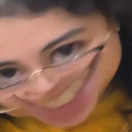 MicheliNfante's profile picture. No hay alivio más grande que comenzar a ser lo que se es