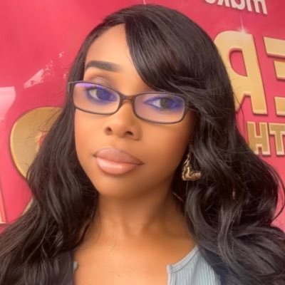 _lovelarissaa's profile picture. 