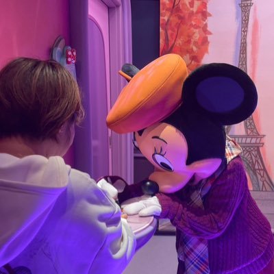 ディズニーが大好き。宝塚や舞台観るのが大好き。そしていつも3人の娘っ子たちにhappyをもらっています。