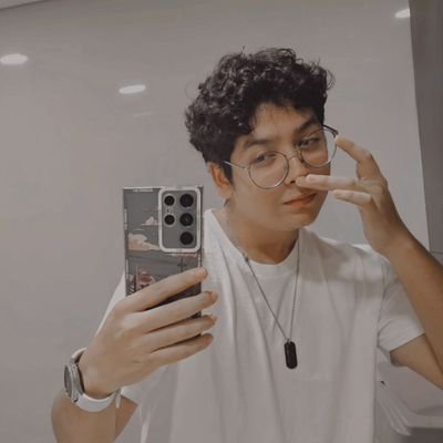 AxelJcache's profile picture. ¡Pequeño streamer!:D
También hago fandubs en DubbFactory uwu 
Ayúdame siguiendome en Facebook y Twitch nwn