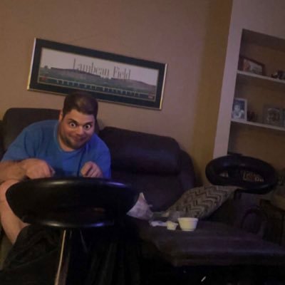 DanFoxxx69's profile picture. i do not respect the coronavirus #AntiVaxxer #immunized