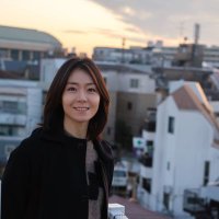 小瀧万梨子 (@makozenmai) Twitter profile photo