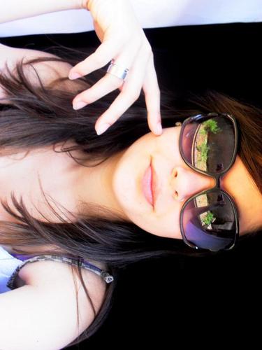 ... 18 anos, bipolar, ciumenta, desempregada e futuramente uma estudante de odontologia! 1bj (k)