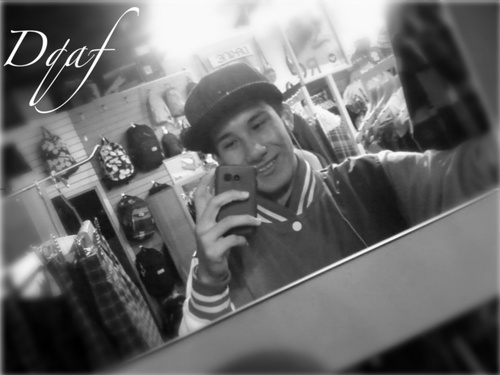 Edwin_Dgaf16's profile picture. 