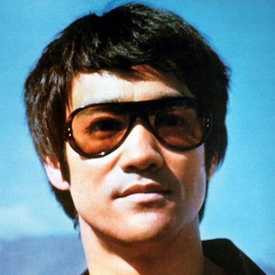 様々な音楽(YMO、King Crimson、大瀧詠一etc...)とピアノ、そしてブルース・リーが生きがいの学生です。勝手にフォロースミマセン。よろしくお願いします。