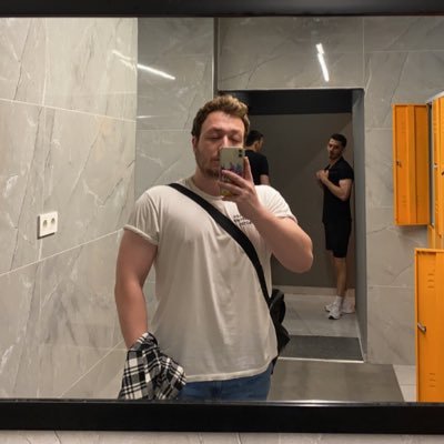 AliEkincii00's profile picture. ESOGÜ 21🎓 İstanbul 112🚑