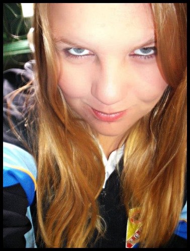 Orkut: http://t.co/MawHGCZkor
Msn: dela-ir@hotmail.com