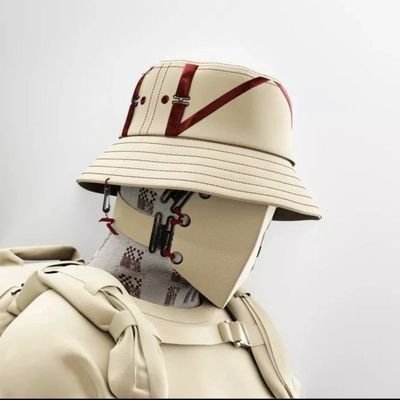 n_raisee's profile picture. The Godly XIII • @TheFracture_ • Bald Eve