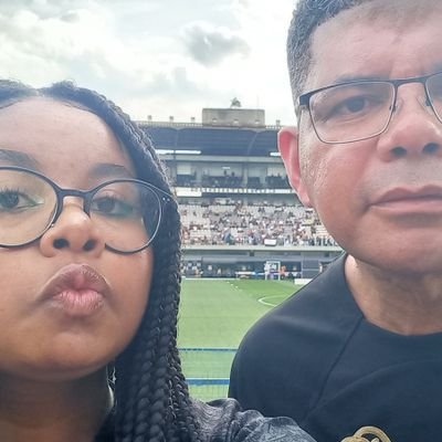 Amo desfile das escolas de samba, Corinthians,Cartola FC e a Premier League!!!