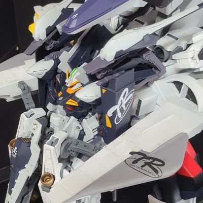 ゲーム垢とガンプラ垢わけました！下手くそで雑いとこばかりですが趣味でガンプラ作ってまーす！無言フォロー失礼しますがよろしくです！