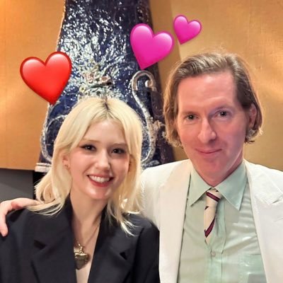 engagement pervert / rotten tomato critic