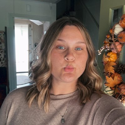 marmmartin41's profile picture. love yourself more.