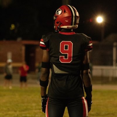 Corion Abram #9 6’1 185 DB/Wr/ATH          c/o 2024 bench: 250 lbs GPA:3.46 @khs_football Gmail: abramcorion@gmail.com ☎️:(863)-409-6206 Stay tuned 🥱